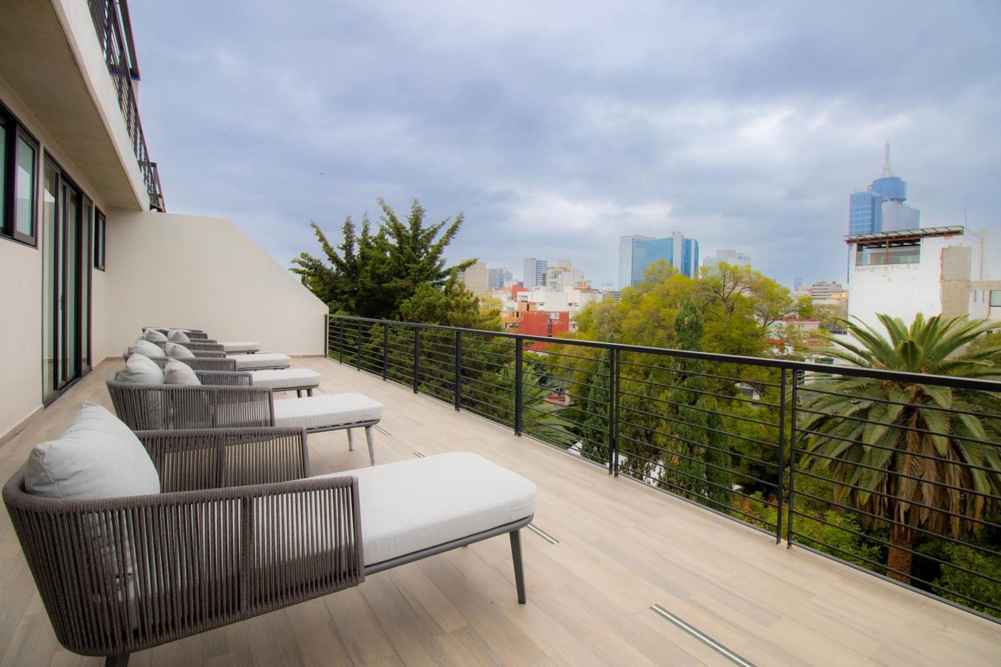 Aparthotel Capitalia Downtown Del Valle *